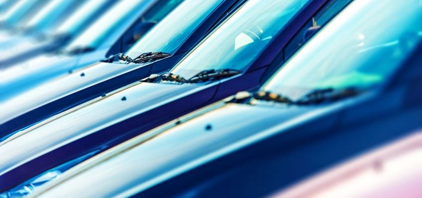 Read more about the article Продаєте свій автомобіль? Проведіть детальну очитку &ndash; та заробіть більше!